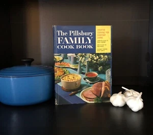 Vintage The Pillsbury Family Cook Book 1963 Hardback First Edition thus - Picture 1 of 10