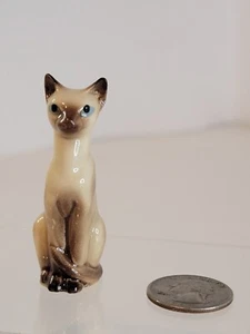 Hagen Renaker Siamese "bowling pin" sitting cat #324 vintage 2.5" tall *AS IS* - Picture 1 of 8