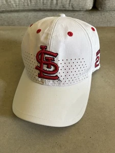 White St. Louis Cardinals Hat #28 Arendo Nathans Cap - Picture 1 of 6