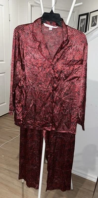 Victoria Secret Women 2 piece Silky Red  lounge wear  Pant  set PJ  Sz XS - Image 1 of 4