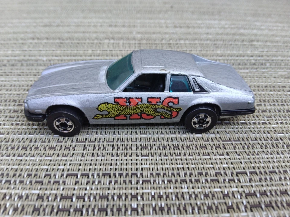 Jaguar XJS 1977 de colección Hot Wheels raro original coche antiguo plateado excelente estado  Foto 1 de 4