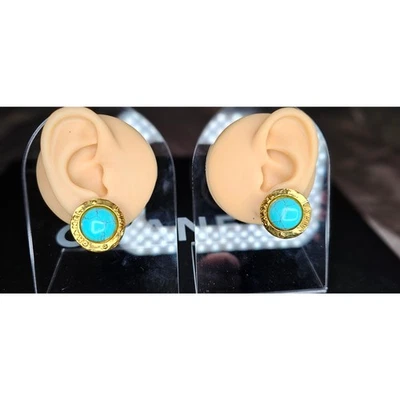 Pendientes de clip Chanel Collection 28 piedra turquesa oro Foto 1 de 4