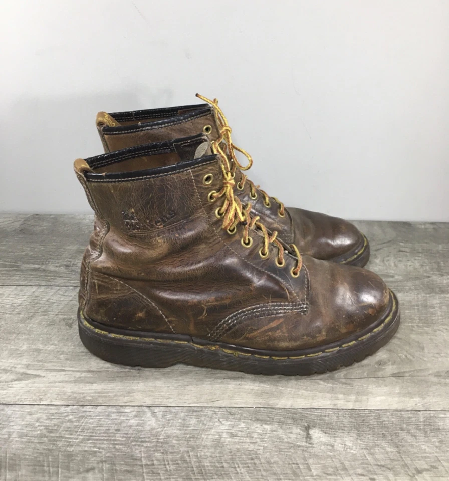 Botas de combate Dr. Docs Martens Doc 1460 con cordones punta suave para hombre UK 8 US 9 de colección Foto 1 de 4