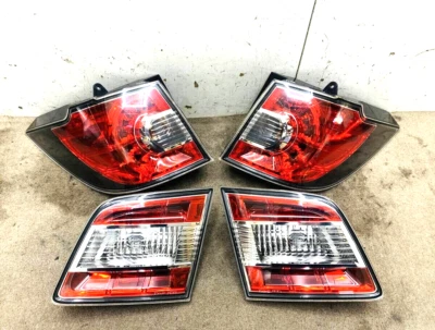 Juego de luces traseras JDM para Mazda MPV LY3P Foto 1 de 4