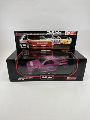 VNTG Racing Champions 1:24 Dodge IROC True Value #23 Pink Die Cast Car 1992 - Image 1 of 4