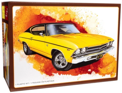 AMT 1969 Chevy Chevelle SS 396 Hardtop 1:25 Scale Plastic Model Car Kit 1519 - Image 1 of 4