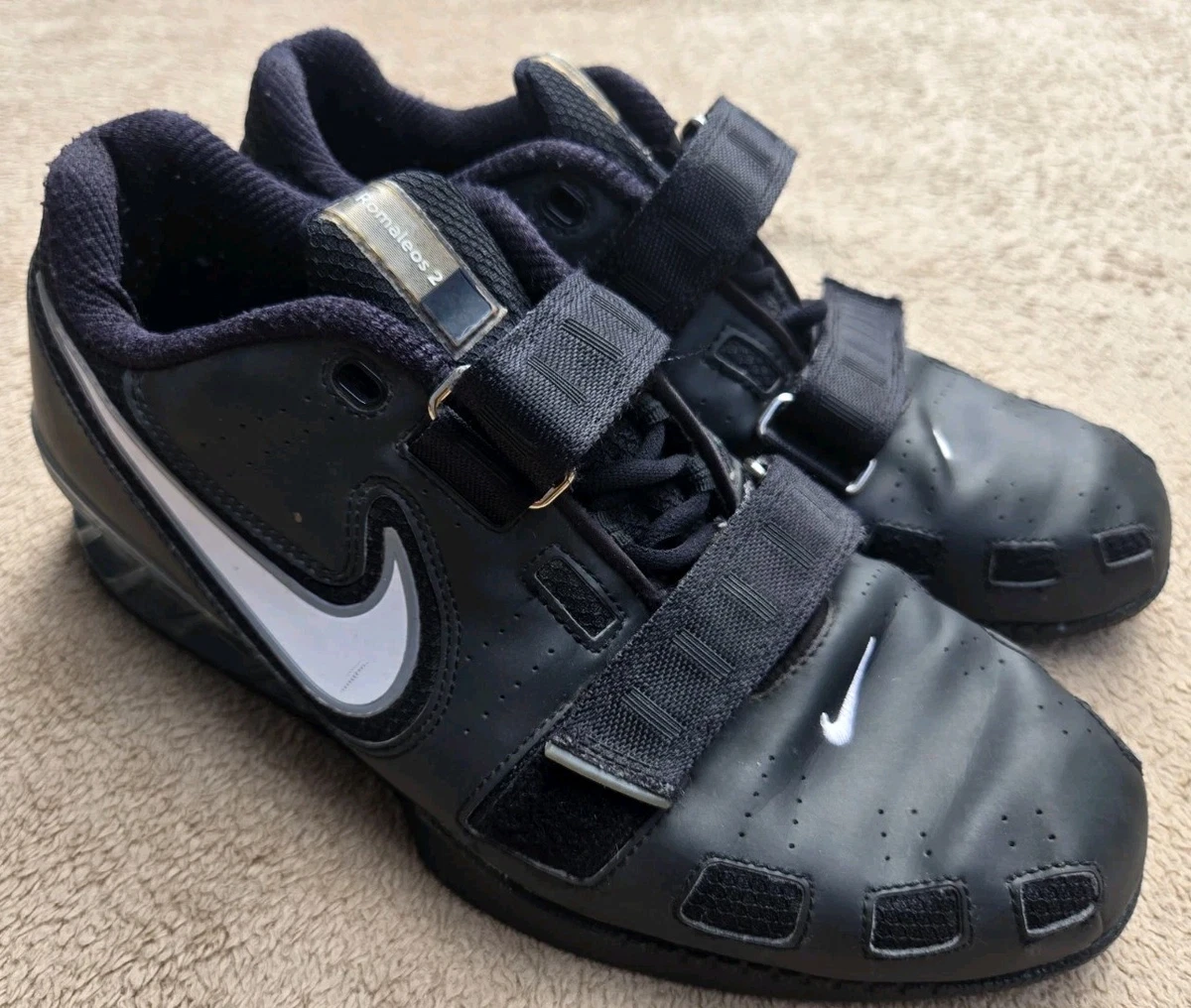 Nike ロマレオス2 1__35844.1709562268.png?c=2