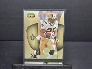 Donruss Gridiron Gear Reggie Bush Gold Xs/100 #77 New Orleans Saints 2009 - Imagen 1 de 2