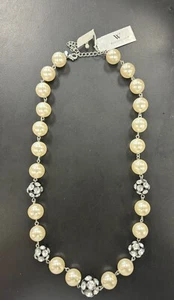 Collar de plata Worthington con perlas blancas y bolas de plata - Nuevo con etiquetas - Imagen 1 de 2