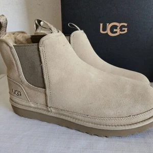 MENS SIZE 12 MUSTARD SEED UGG NEUMEL CHELSEA SUEDE TWIN GORE ANKLE BOOTS 1121644 - Picture 1 of 8