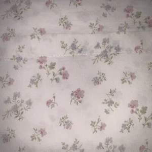 Simply Shabby Chic Rachel Ashwell CANDY FLORAL KING Pillowcases Set 2 - Picture 1 of 6