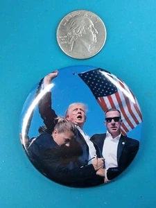 2024 Donald J Trump - 2,25" 58mm Attentat Versuch Foto Kampagne Button - Bild 1 von 4