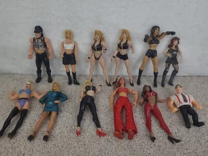 Lot Of 12 Vintage WWF WWE Figurines Lita,Miss Elizabeth,Sable,Shyster,and More - Picture 1 of 14