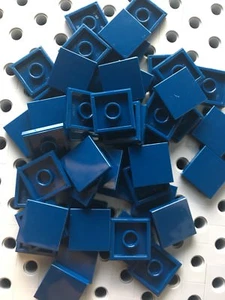 Lego 2x2 Earth Blue Tiles Smooth Finishing MODULAR BUILDINGS Bricks Floor 50 Pcs - Picture 1 of 2