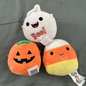 Kellytoy ~ 3.5’’ Halloween Squishmallow ~ Juego de tres ~ Juguete para mascotas Peluche con chirrido - Imagen 1 de 1