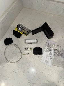 Sony HDR-AS100V 13.5MP HD Splashproof Action Cam WiFi Exmor-R Steady Shot Bundle - Picture 1 of 13