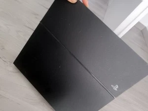 Sony PlayStation 4 Slim 400GB Spielkonsole - Schwarz (9388876) - Bild 1 von 10