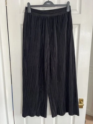 M&S Wide Leg Plisse Trousers Size 12 - Image 1 of 3