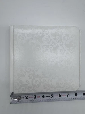 Creative Memories Promise Album For Weddings: NEW 7”x 7” Old Style - White - Image 1 of 3