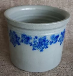 ELDRETH Pottery CROCK - Salt Glazed Blue Decorated - Band of Incised Flowers - Picture 1 of 5