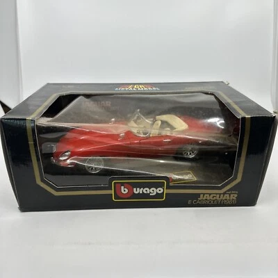 Jaguar E Type Cabriolet 1961 de metal fundido a presión escala 1/18 Burago - rojo - como nuevo en caja Foto 1 de 4