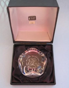 Pisapapeles de cristal Whitefriars Queen Elizabeth 25 1946-1972 facetado Inglaterra - Imagen 1 de 12