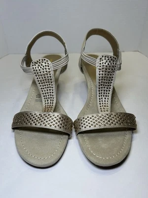 Tacón de cuña East 5th Gaby estrás con tiras beige champán talla 9M nuevo sin caja Foto 1 de 4