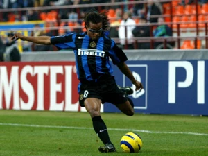 INTER MILAN 2004 2005 Home Shirt Football Soccer Jersey Maglia Nike Mens size XS - Picture 1 of 14