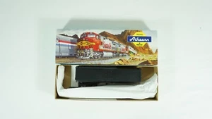 Athearn HO Scale Undecorated 50' Express Reefer Kit 5330 NEW S8 - Picture 1 of 5