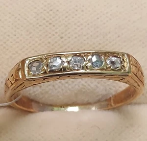 Elegante gioiello in oro bianco 18kt.con diamante taglio brillante, 0,10ct - Foto 1 di 9