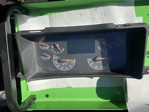 VOLVO DASH GAUGE INSTRUMENT CLUSTER 20455544 P03 - Picture 1 of 2
