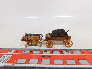 Preiser H0 1:87 Modell Mistwagen Gespann mit Ochsen teilweise Holz #EB2-0,5 - Bild 1 von 5