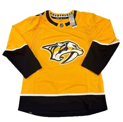 Camiseta deportiva Nashville Predators mediana 50 para hombre correa de lucha amarilla Adidas nueva con etiqueta Foto 1 de 4