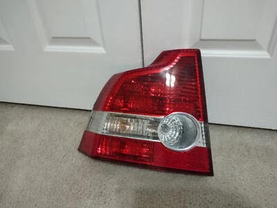 Luz trasera izquierda conductor Volvo S40 2004 2005 2006 2007  Foto 1 de 4