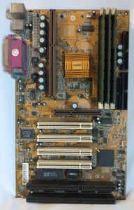 Vextrec GMB-P6BIAK scheda madre desktop con 3 stick di ram vintage - Foto 1 di 4
