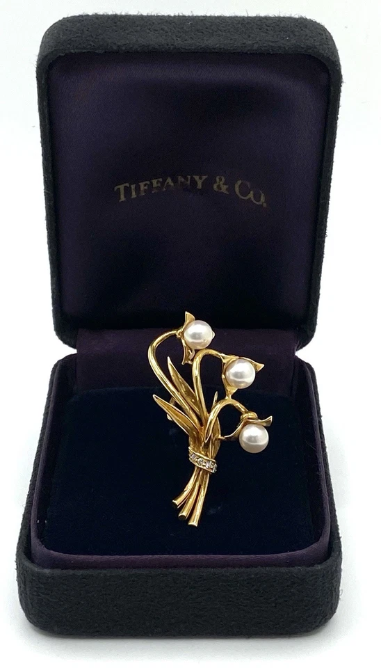 Broche de diamantes TIFFANY & Co. perlas Akoya de 5,6 mm oro amarillo de 18 quilates / 750 Foto 1 de 4