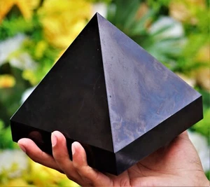 130MM Black Schorl Tourmaline Crystal Healing Chakra Balance Gemstone Pyramid - Picture 1 of 11