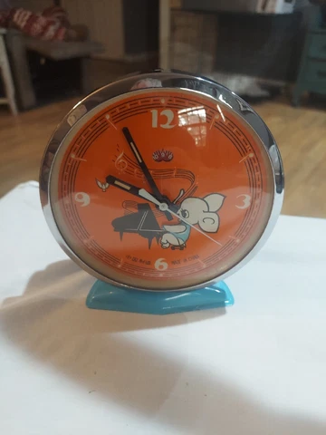 9J/VINTAGE WHITE DOVE RARE ANIMATED ALARM CLOCK/ELEPHANT/PIANO/METAL/WORKS! Cover