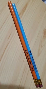 Lotto 2 matite vintage anni 90 Y2K BET Sound stage Washington DC arancione blu - Foto 1 di 3