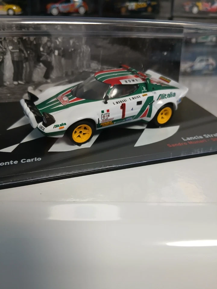 Lancia stratos HF 1977  1:43 eme  avec boite plexi   (  neuf  ) - Photo 1/4