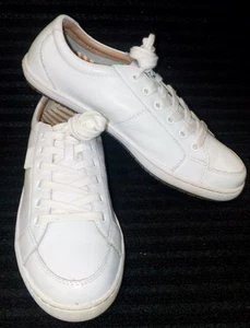 TAOS White Leather Sneaker Shoes ONWARD 13974 Womens 8.5 Arch Support (L@@K) - Picture 1 of 24