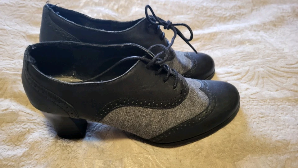 Croft Barrow Talla 7 M Punta de Ala Tacón Negro Gris 2.5 Tacón Cordones Que Oficina Rencor Foto 1 de 4