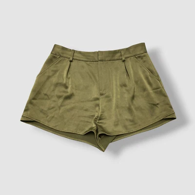 Alice + Olivia 女式绿色缎面打褶郁金香-Hem Alden 短裤 10 码 — 第 1/4 张图片
