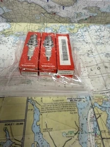 NGK pack of 3 #IZFR6F-11 Laser Iridium Spark Plug 4095 Honda 31916-ZY3-003. - Picture 1 of 1