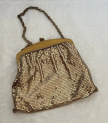 Elegante Cartera de Noche Whiting and Davis Malla Dorada • De Colección • Firmada • EE. UU. Foto 1 de 4