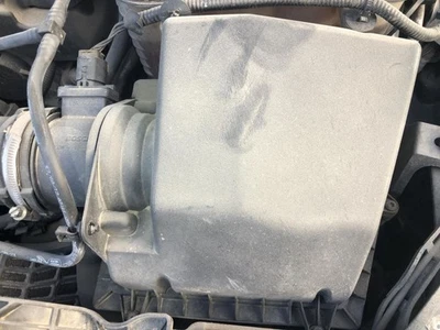 Jaguar XF 2016-2019 filtro de aire caja carcasa conductor izquierdo 3,0 L 935911 Foto 1 de 4