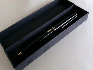 Montblanc Classic Ballpoint Pen Black GT - Picture 1 of 9