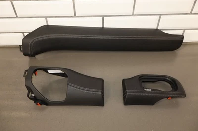 Ram 1500 Limited 19-24 Kit de molduras de tablero envueltas en cuero (3 piezas) negro OEM Foto 1 de 4