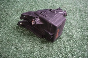 2013 2014 2015 2016 2017 2018 TOYOTA RAV4 ENGINE FUSE BOX OEM 7033593 - Picture 1 of 4