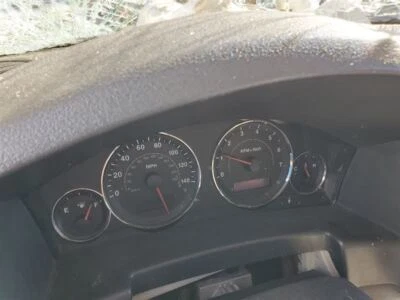 Приборный спидометр кластер от оригинального производителя 2006 06 Jeep Commander - Изображение 1 из 4